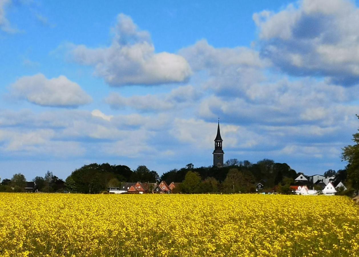 Liebevoll Hinterm Deich - Ferienwohnungen Lehe  المظهر الخارجي الصورة